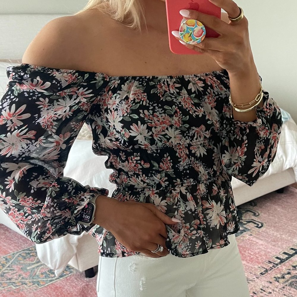 Francesca's Floral Blouse